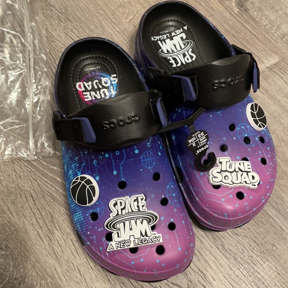 CROCS X SPACE JAM CLASSIC ALL-TERRAIN CLOG SHOES - Picture 2 of 12